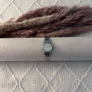 Vintage Silver Timex‎ Bracelet Watch